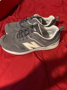 New Balance Men's Grey Steal Toed work shoes